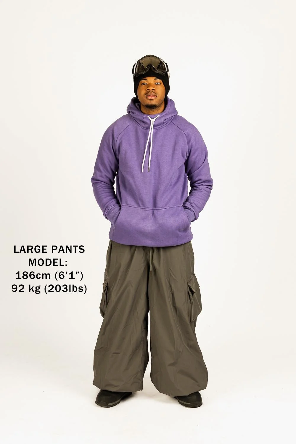 Baggy Snow Pants Designed for Skiers, Snowboarders, and Mountain